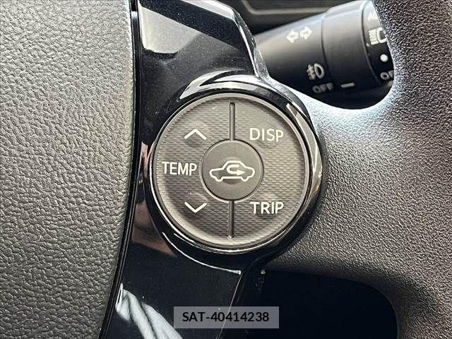 Toyota AQUA 2016-11 8411194-28