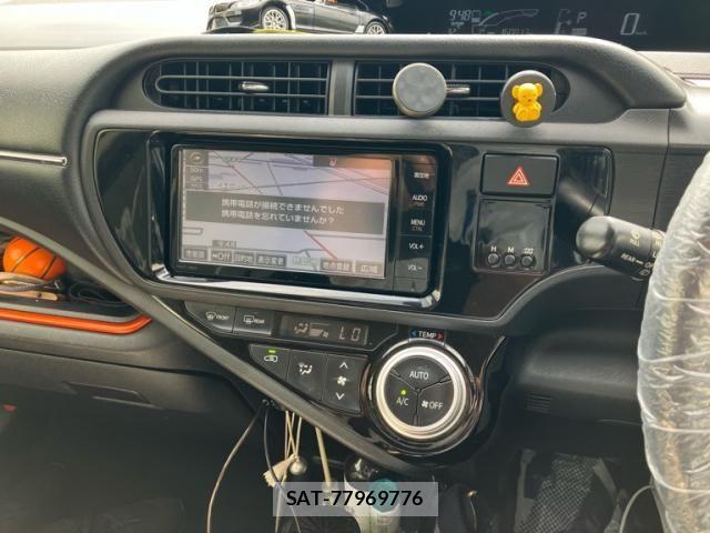 Toyota AQUA 2015-02 8411216-20
