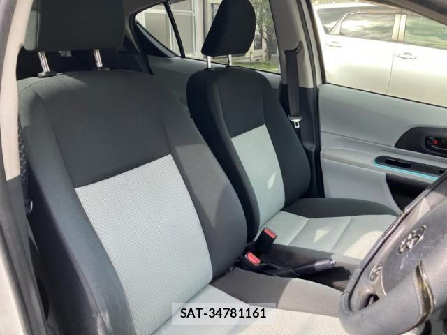 Toyota AQUA 2012-10 8411234-9