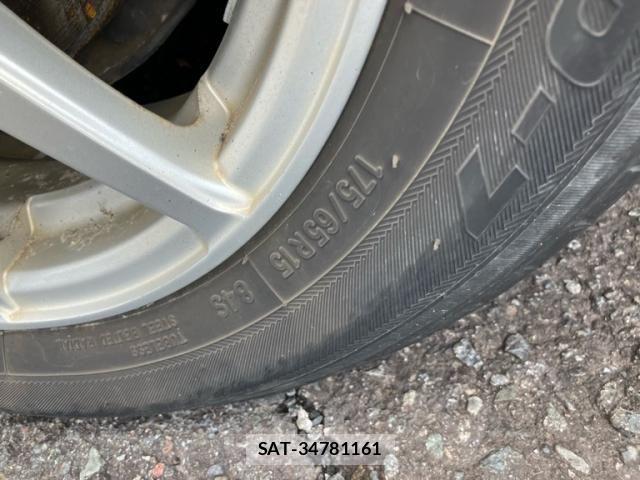 Toyota AQUA 2012-10 8411234-12