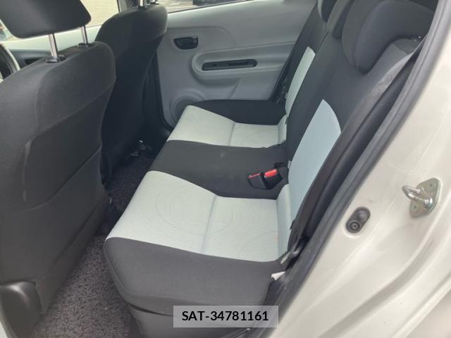 Toyota AQUA 2012-10 8411234-13