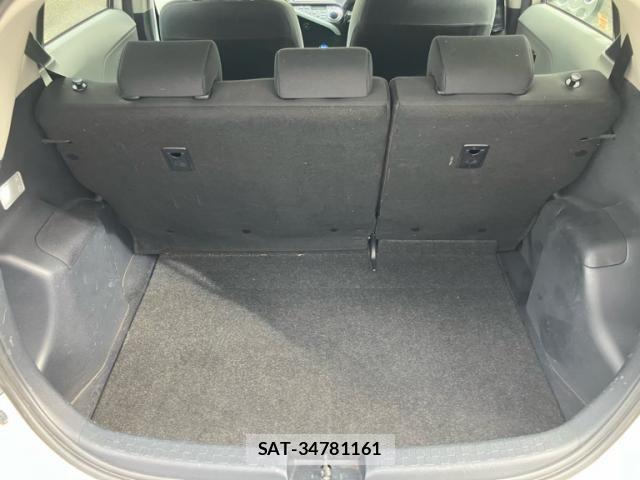 Toyota AQUA 2012-10 8411234-15