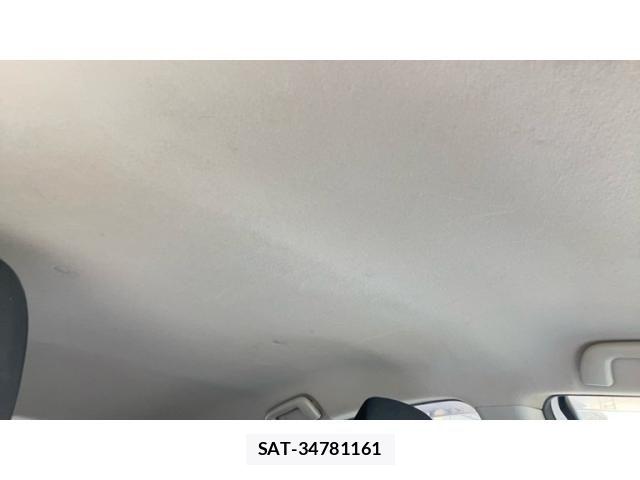 Toyota AQUA 2012-10 8411234-26