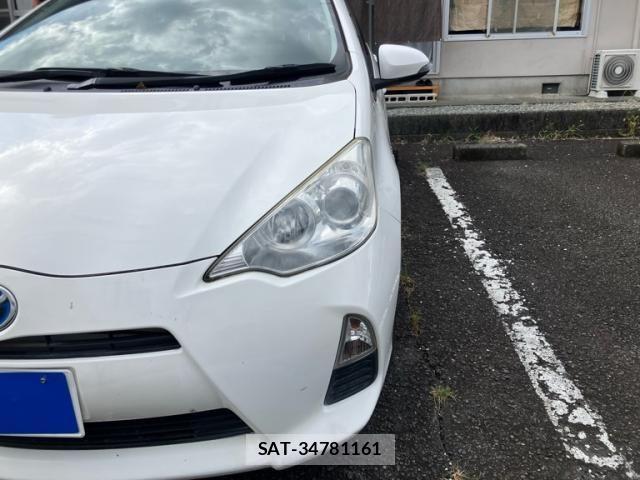 Toyota AQUA 2012-10 8411234-4