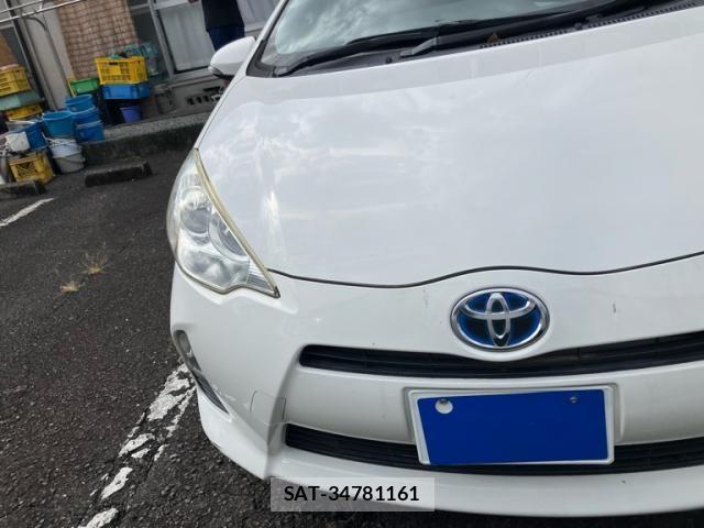 Toyota AQUA 2012-10 8411234-5