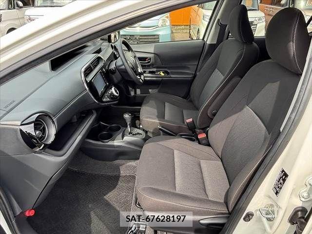 Toyota AQUA 2020-07 8411185-16