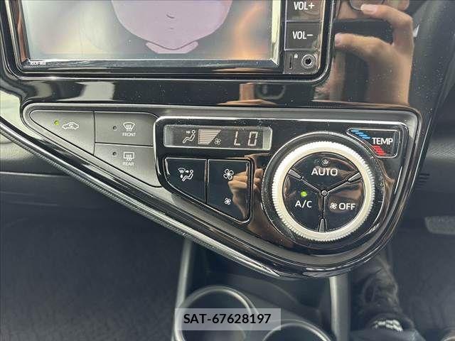 Toyota AQUA 2020-07 8411185-21