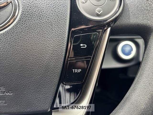 Toyota AQUA 2020-07 8411185-28