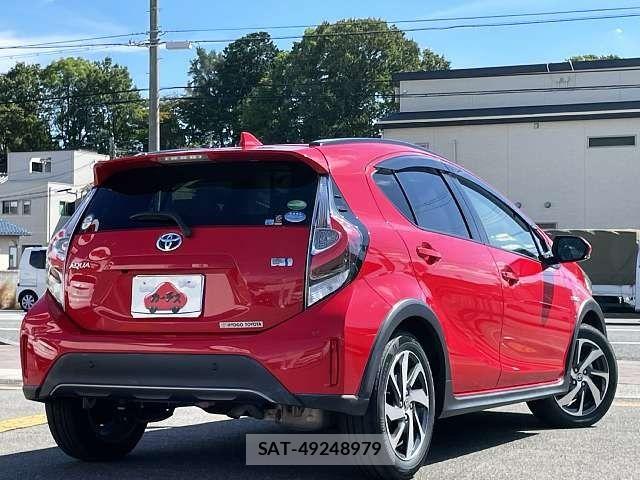 Toyota AQUA 2019-09 8411184-2