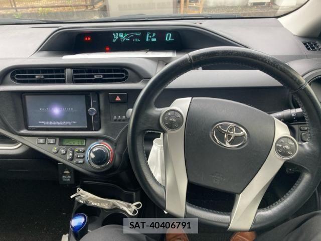 Toyota AQUA 2014-02 8411230-19