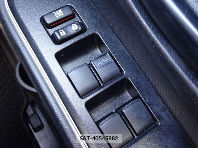 Toyota AQUA 2021-06 8411193-13