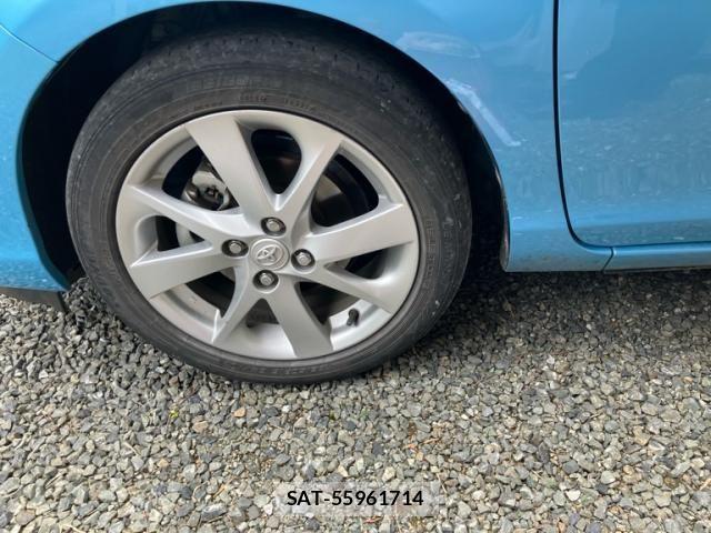 Toyota AQUA 2012-02 8411231-12