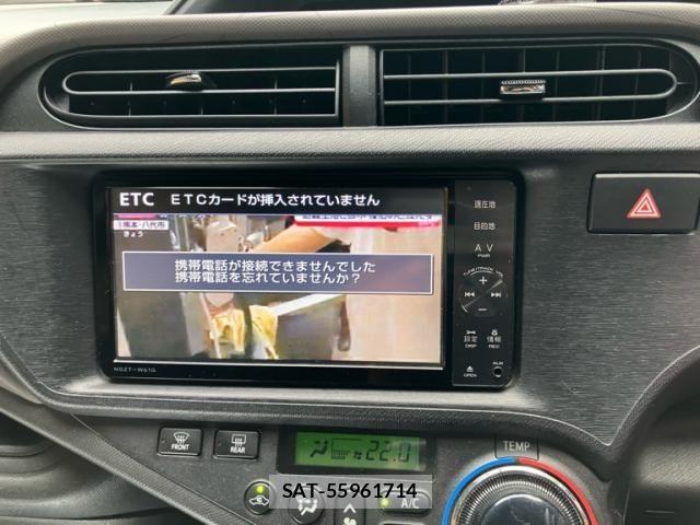 Toyota AQUA 2012-02 8411231-22