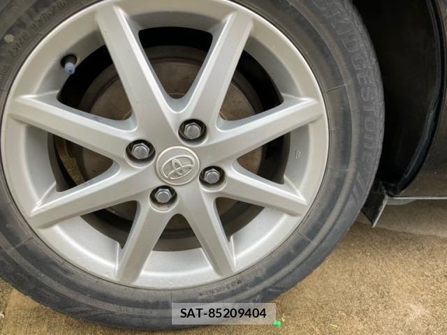 Toyota AQUA 2012-05 8411228-4