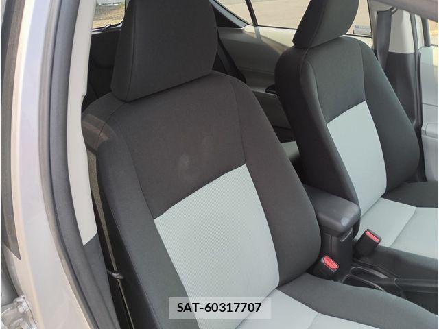 Toyota AQUA 2017-02 8411200-16