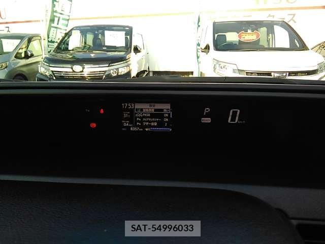 Toyota AQUA 2019-12 8411192-19