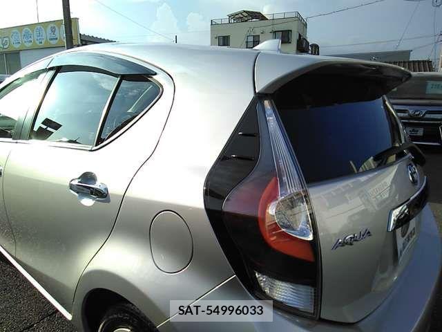 Toyota AQUA 2019-12 8411192-8