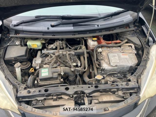 Toyota AQUA 2014-12 8411201-14