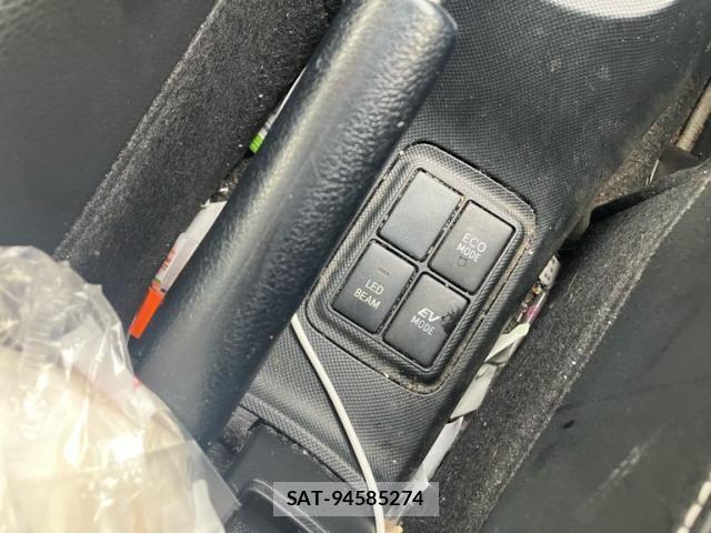 Toyota AQUA 2014-12 8411201-20