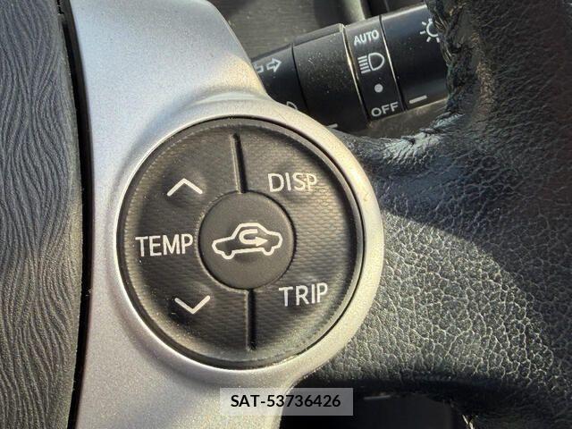 Toyota AQUA 2012-07 8411199-13