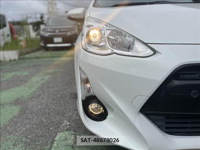 Toyota AQUA 2015-10 8411195-28