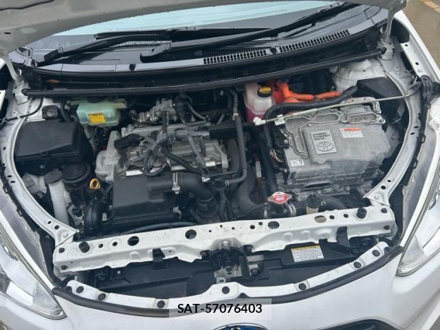 Toyota AQUA 2016-03 8411211-9