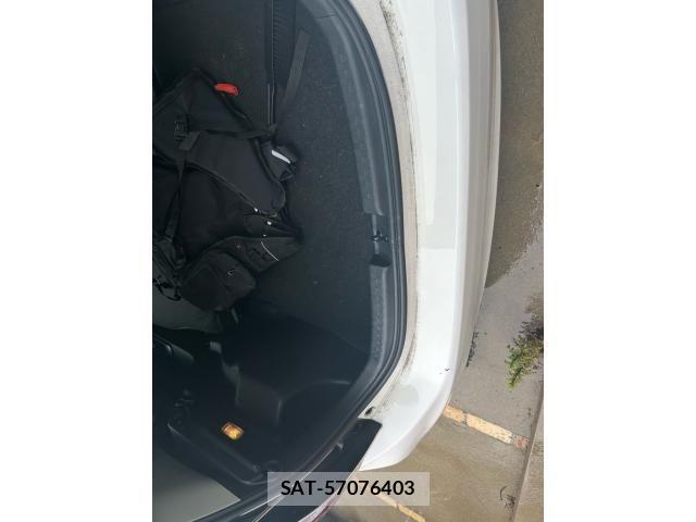 Toyota AQUA 2016-03 8411211-5