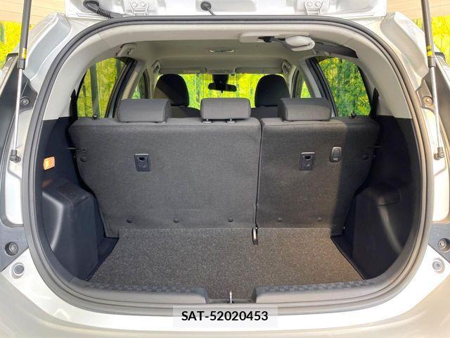 Toyota AQUA 2018-05 8437930-9