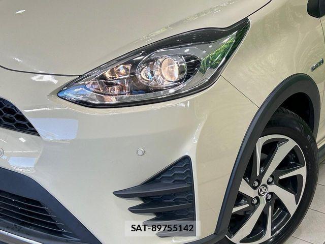 Toyota AQUA 2018-05 8437927-11