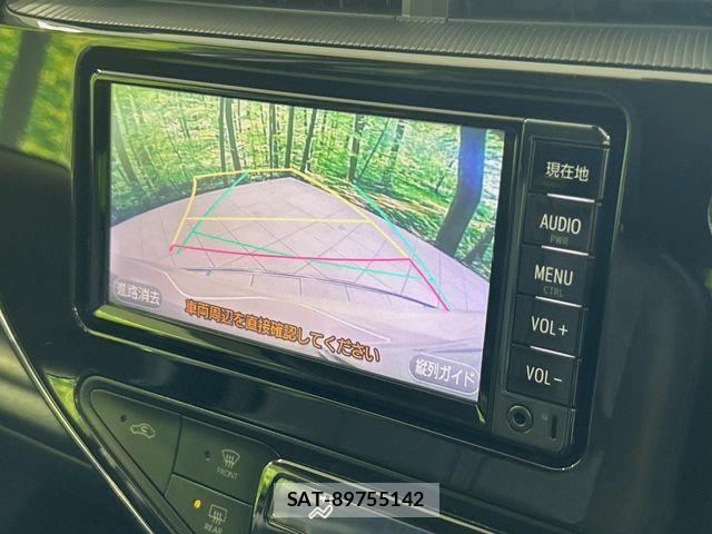 Toyota AQUA 2018-05 8437927-3