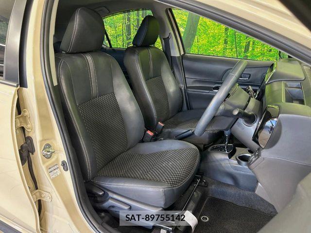 Toyota AQUA 2018-05 8437927-7