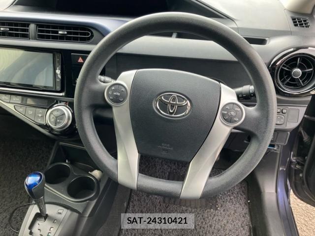 Toyota AQUA 2015-04 8437937-11