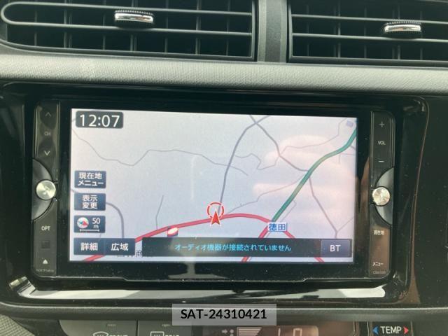 Toyota AQUA 2015-04 8437937-14