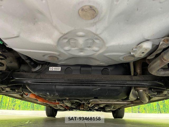 Toyota AQUA 2012-09 8437934-18