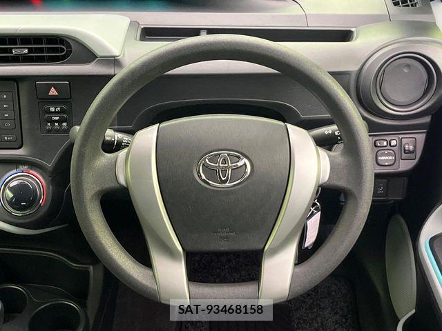 Toyota AQUA 2012-09 8437934-8
