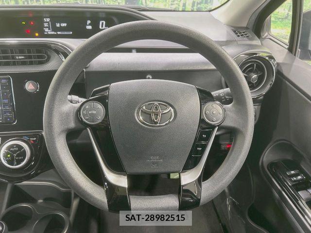 Toyota AQUA 2018-04 8437931-10
