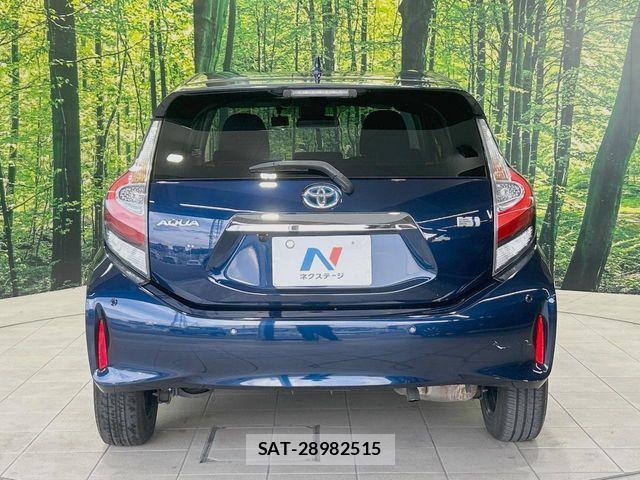 Toyota AQUA 2018-04 8437931-14