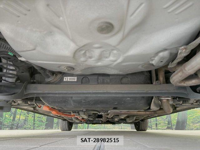 Toyota AQUA 2018-04 8437931-18