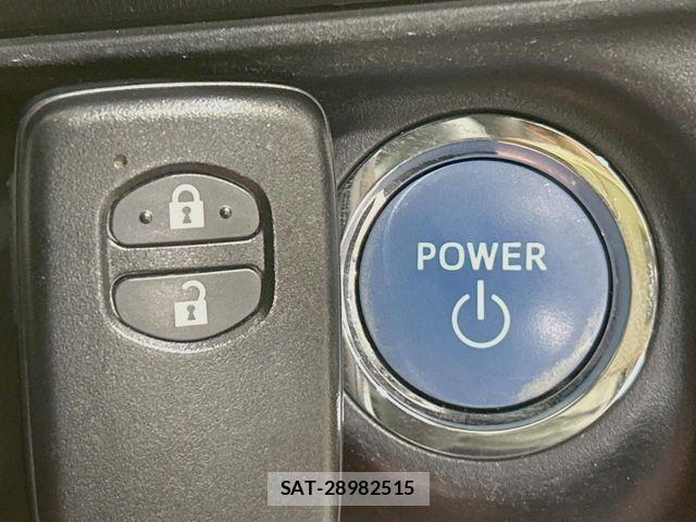 Toyota AQUA 2018-04 8437931-5
