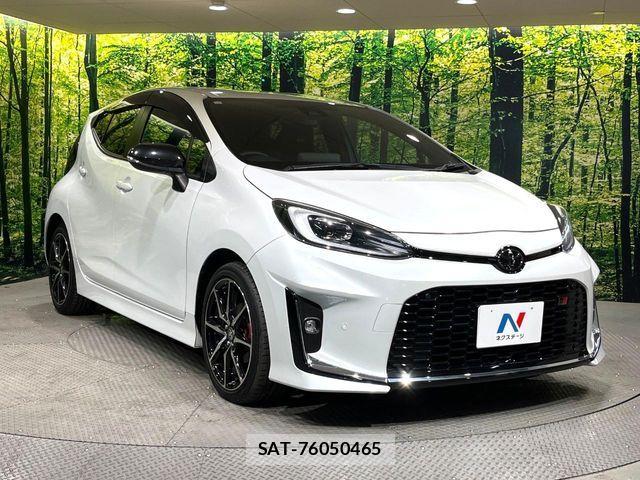 Toyota AQUA 2023-11 8437924-15