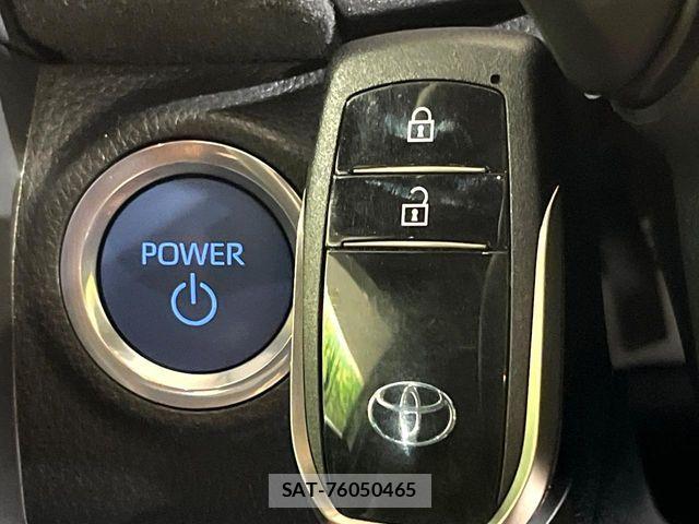 Toyota AQUA 2023-11 8437924-7