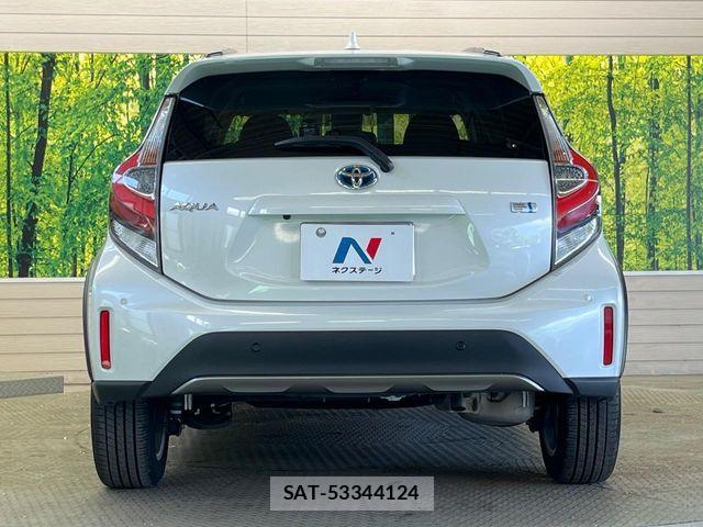Toyota AQUA 2018-06 8437928-14