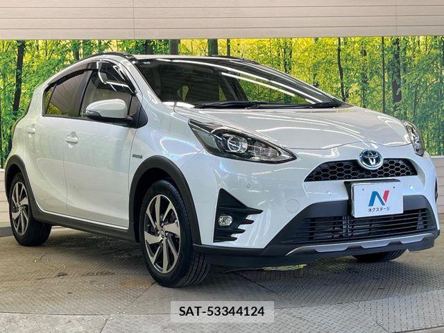 Toyota AQUA 2018-06 8437928-15