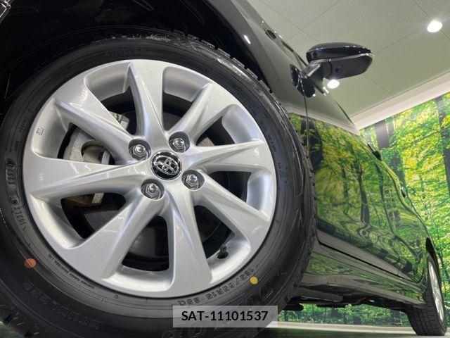 Toyota AQUA 2023-06 8437923-12