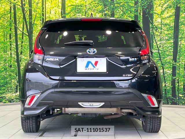Toyota AQUA 2023-06 8437923-14