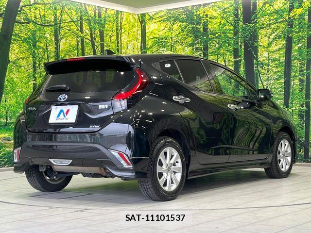 Toyota AQUA 2023-06 8437923-16
