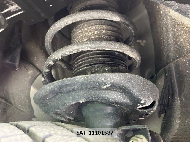 Toyota AQUA 2023-06 8437923-19