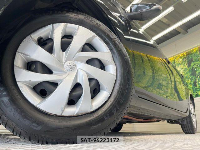 Toyota AQUA 2013-11 8437936-12