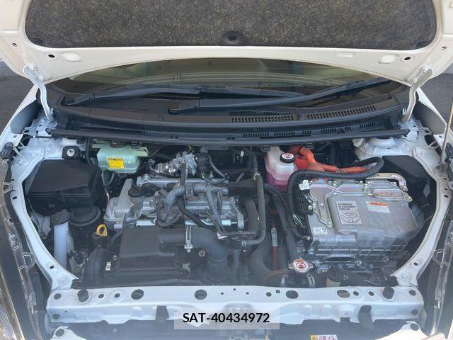 Toyota AQUA 2017-12 8437929-18