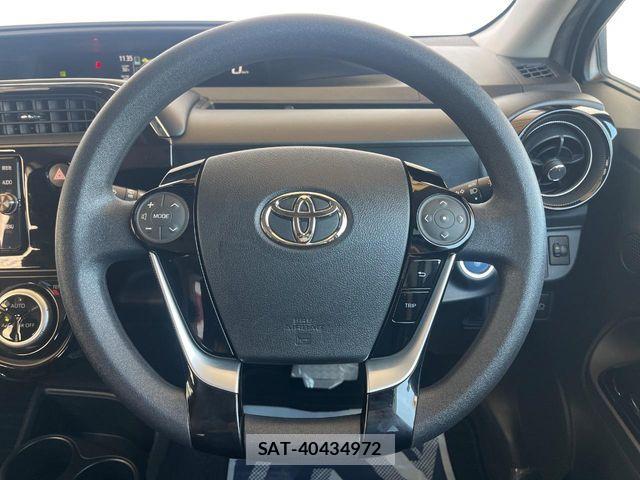 Toyota AQUA 2017-12 8437929-8